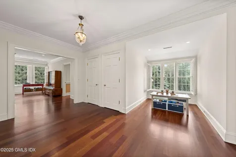 62 Summersweet Lane New Canaan CT 06840