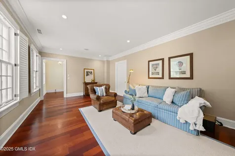 62 Summersweet Lane New Canaan CT 06840