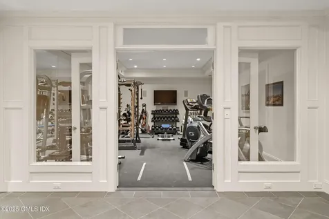 62 Summersweet Lane New Canaan CT 06840