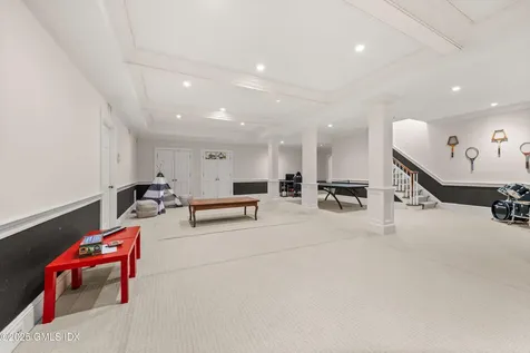 62 Summersweet Lane New Canaan CT 06840