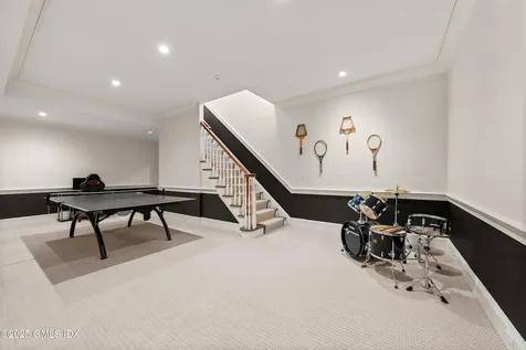 62 Summersweet Lane New Canaan CT 06840