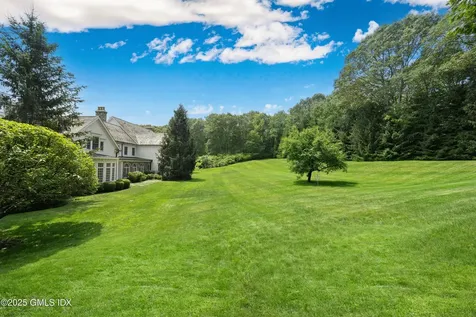 62 Summersweet Lane New Canaan CT 06840