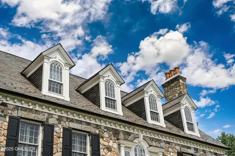 62 Summersweet Lane New Canaan CT 06840