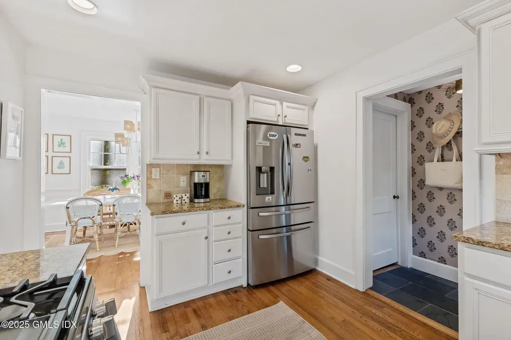 27 Briar Brae Road Stamford CT 06903