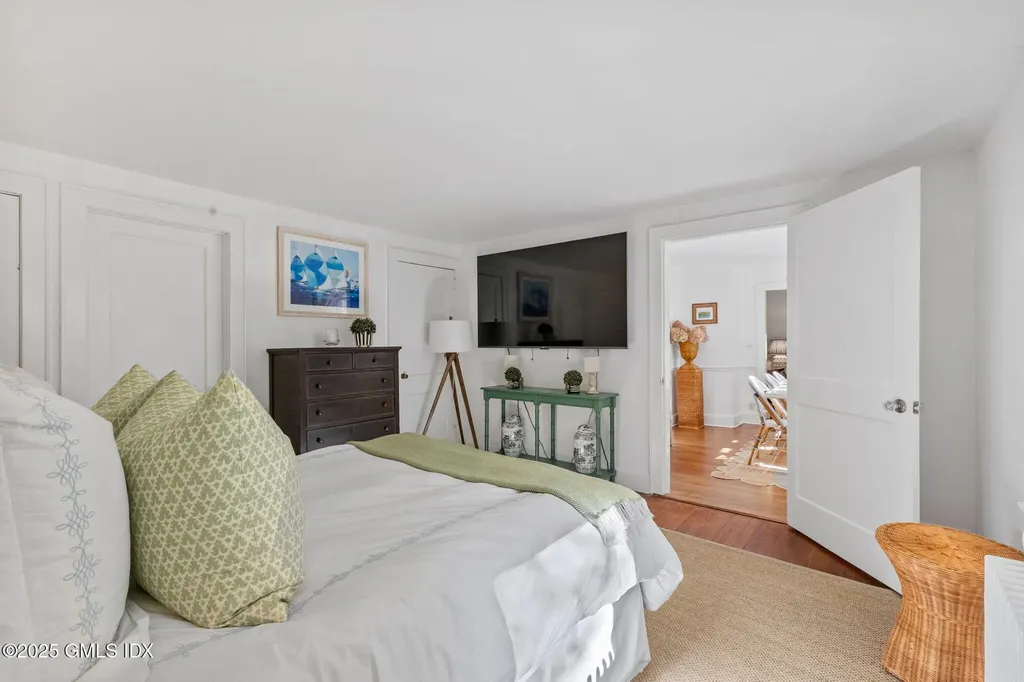 27 Briar Brae Road Stamford CT 06903