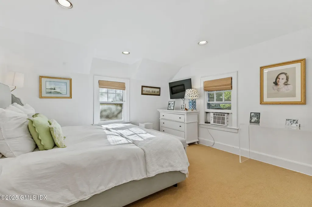 27 Briar Brae Road Stamford CT 06903