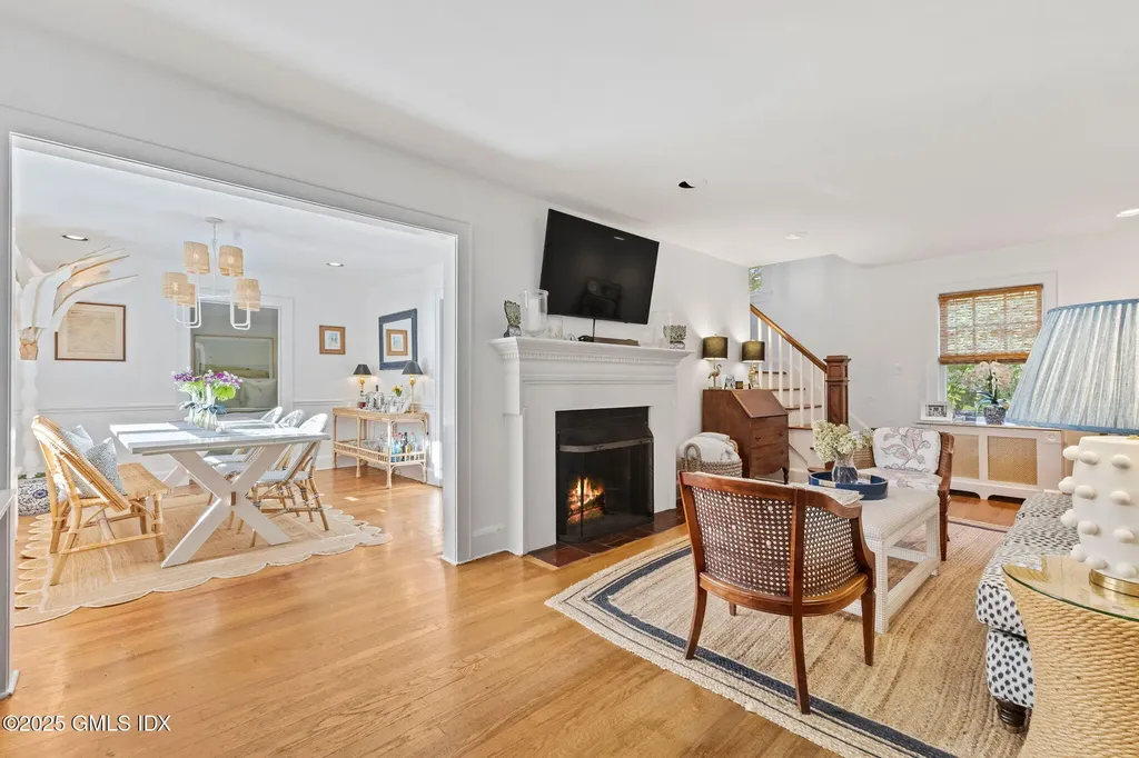 27 Briar Brae Road Stamford CT 06903