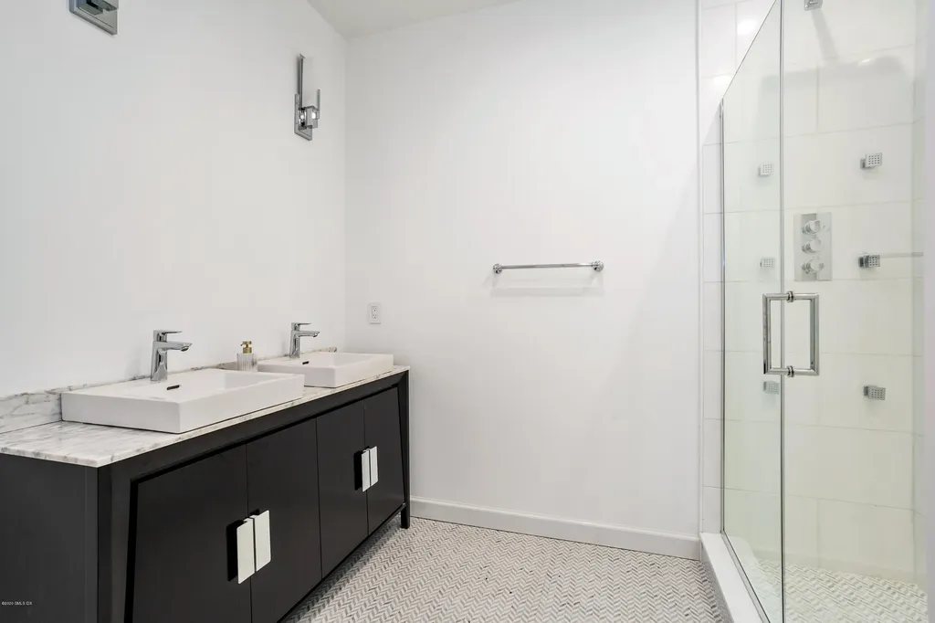 9 Lafayette Court Greenwich CT 06830