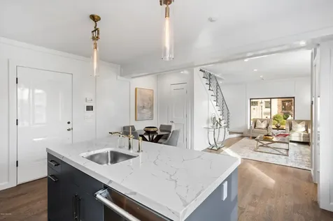 9 Lafayette Court Greenwich CT 06830