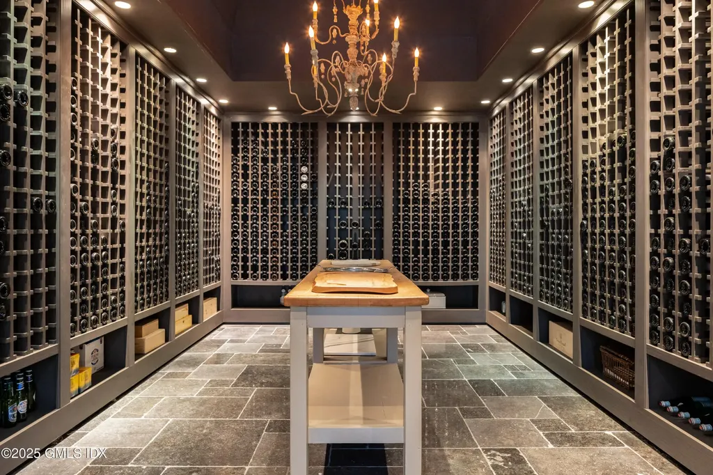 411 Stanwich Road Greenwich CT 06830