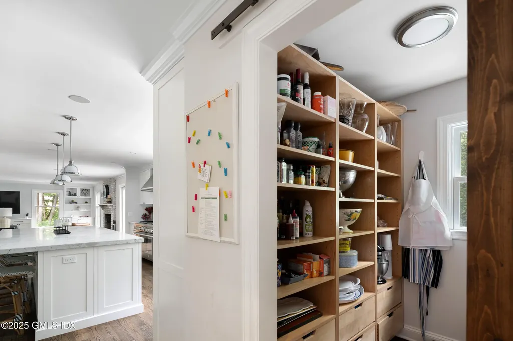 10 Carissa Lane Greenwich CT 06830