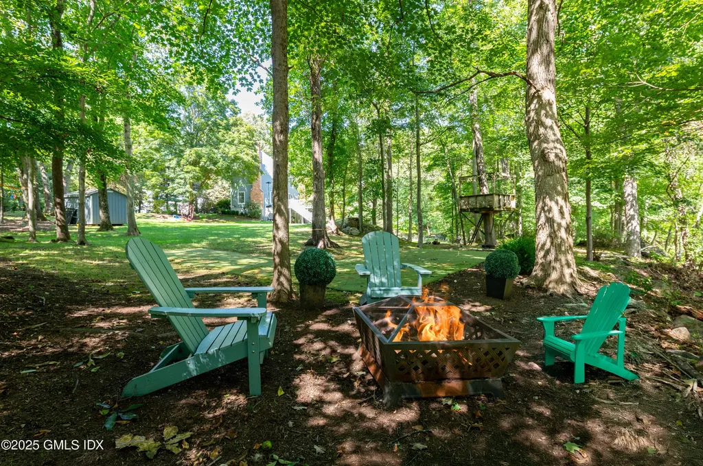 10 Carissa Lane Greenwich CT 06830