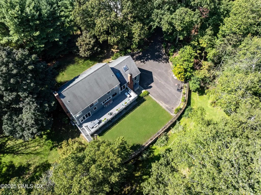10 Carissa Lane Greenwich CT 06830