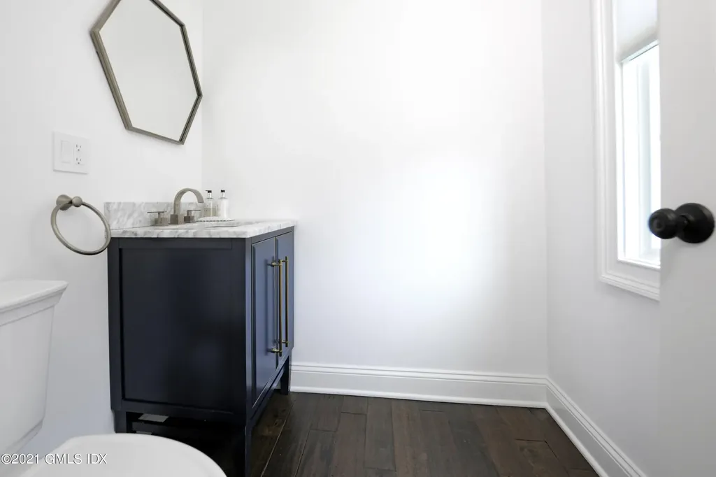 27 Bridge Street Greenwich CT 06830