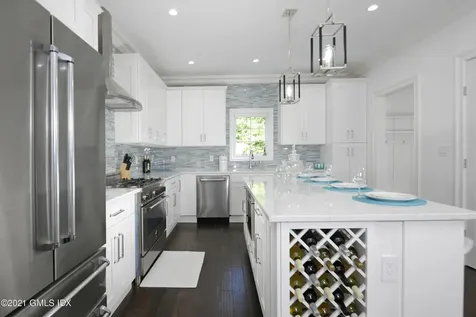 27 Bridge Street Greenwich CT 06830