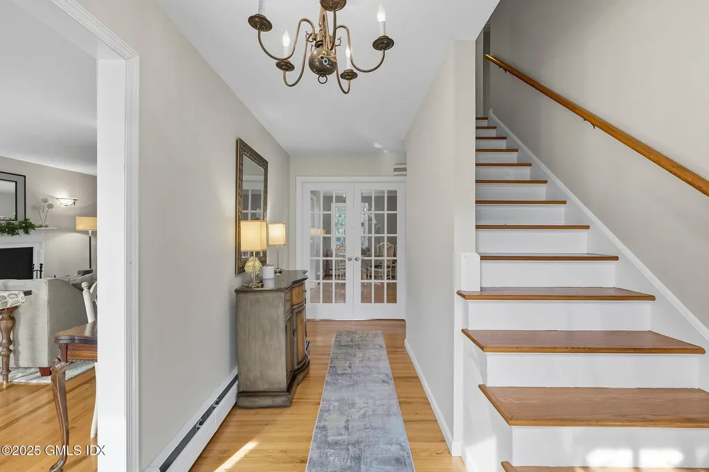 25 Buxton Lane Riverside CT 06878