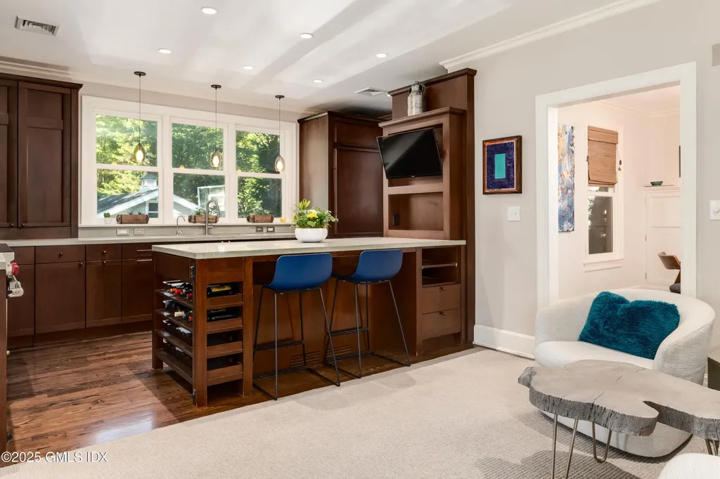 76 Sinawoy Road Cos Cob CT 06807