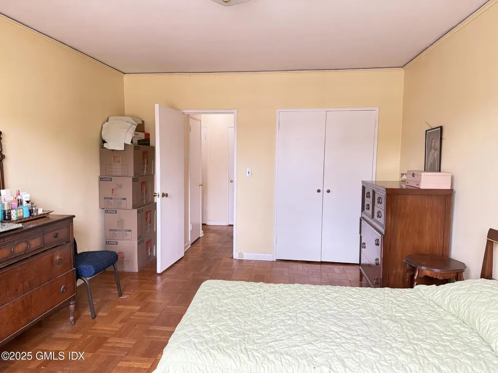 4 Putnam Hill Greenwich CT 06830