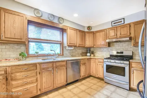 167 Henry Street Greenwich CT 06830