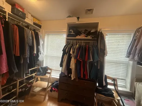 24 Buena Vista Drive Greenwich CT 06831