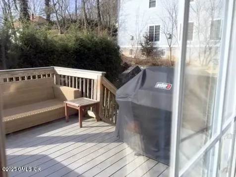 24 Buena Vista Drive Greenwich CT 06831