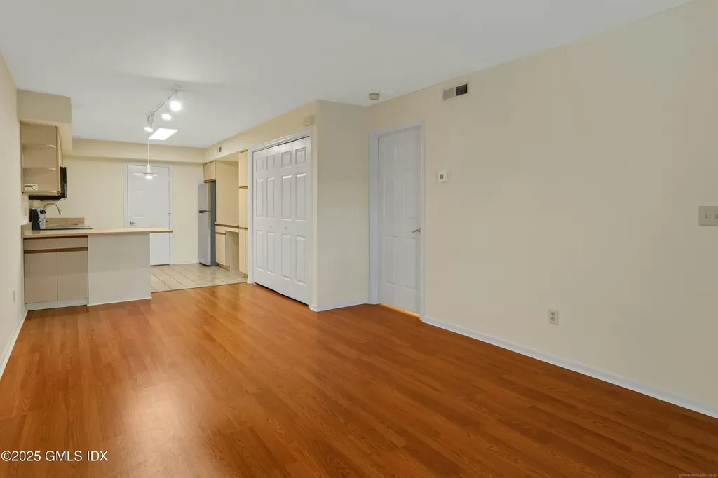 351 Pemberwick Road Greenwich CT 06831