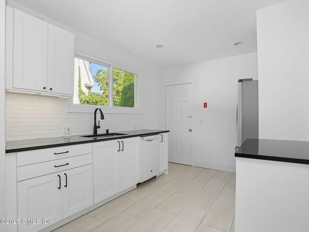 76 Plymouth Road Stamford CT 06906