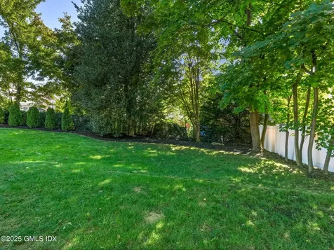 76 Plymouth Road Stamford CT 06906