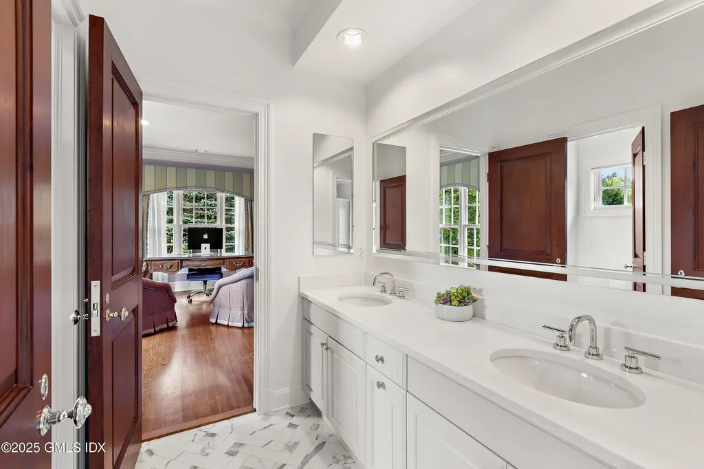 15 Andrews Farm Road Greenwich CT 06831