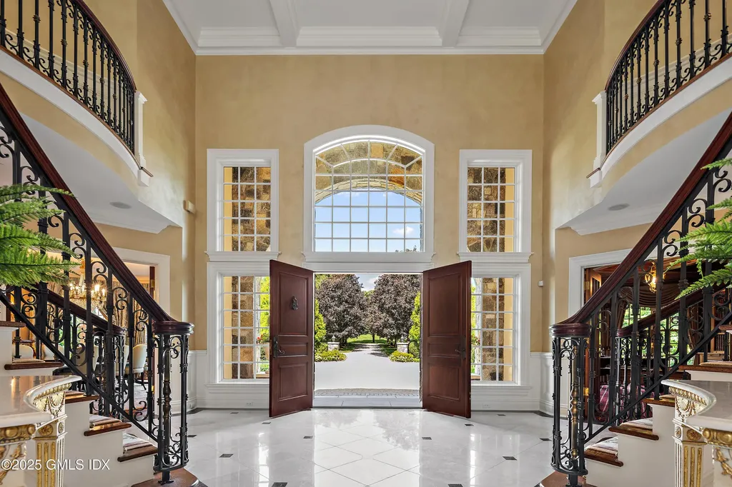 15 Andrews Farm Road Greenwich CT 06831