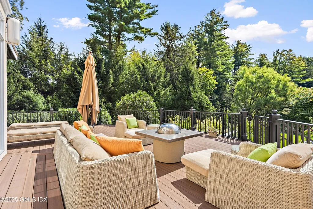 15 Andrews Farm Road Greenwich CT 06831