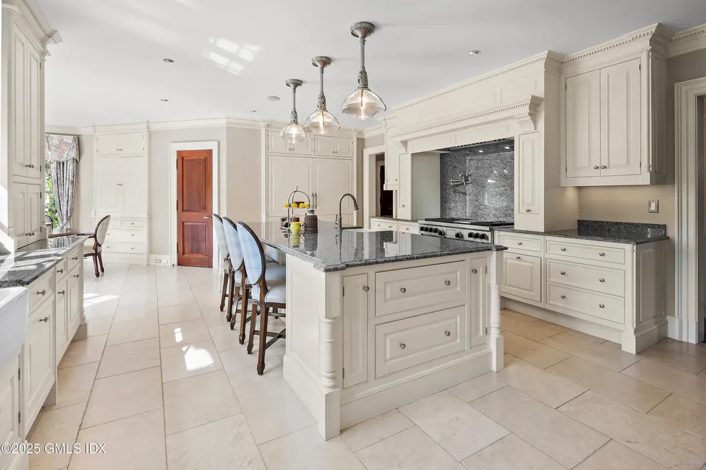 15 Andrews Farm Road Greenwich CT 06831