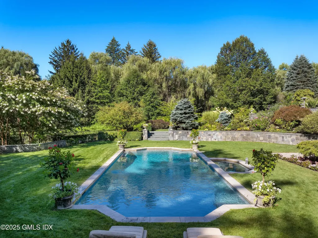 15 Andrews Farm Road Greenwich CT 06831