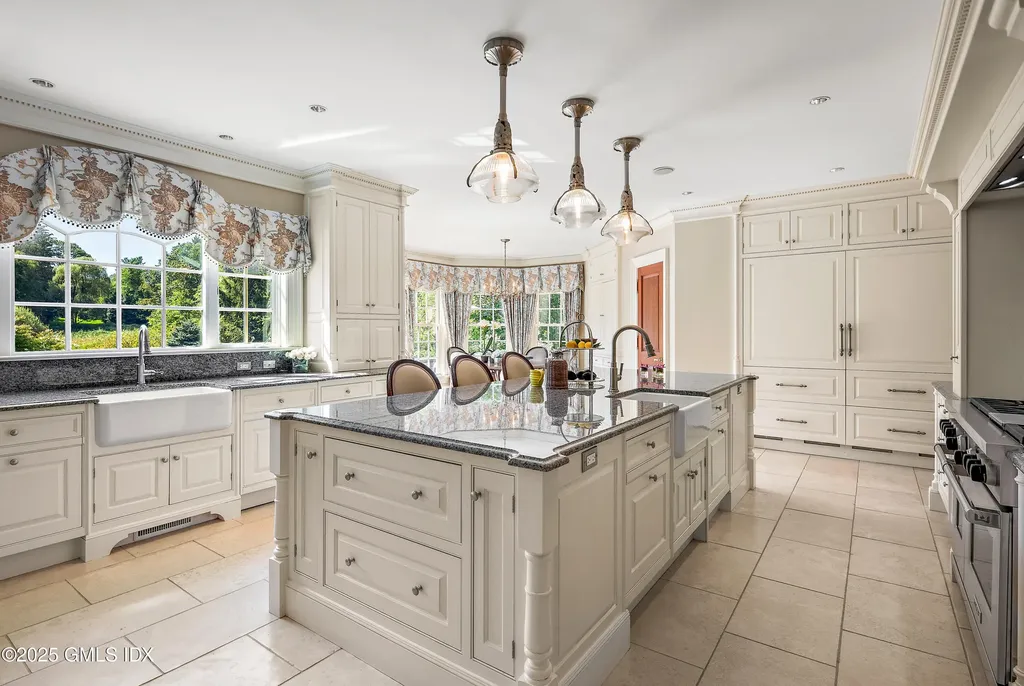 15 Andrews Farm Road Greenwich CT 06831