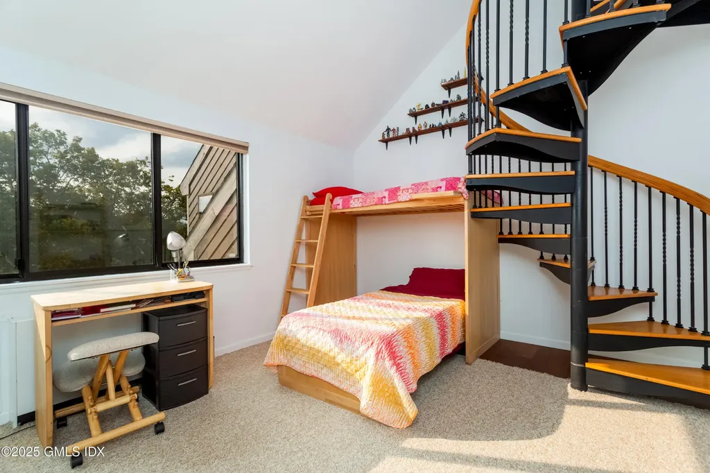 9 River Road Cos Cob CT 06807