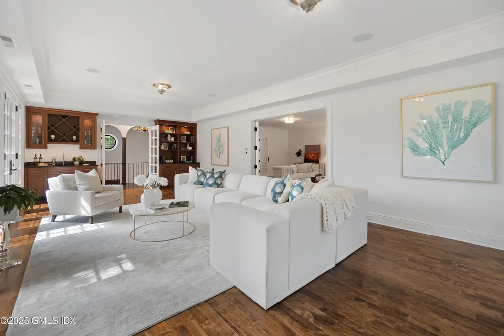 18 Tokeneke Trail Darien CT 06820