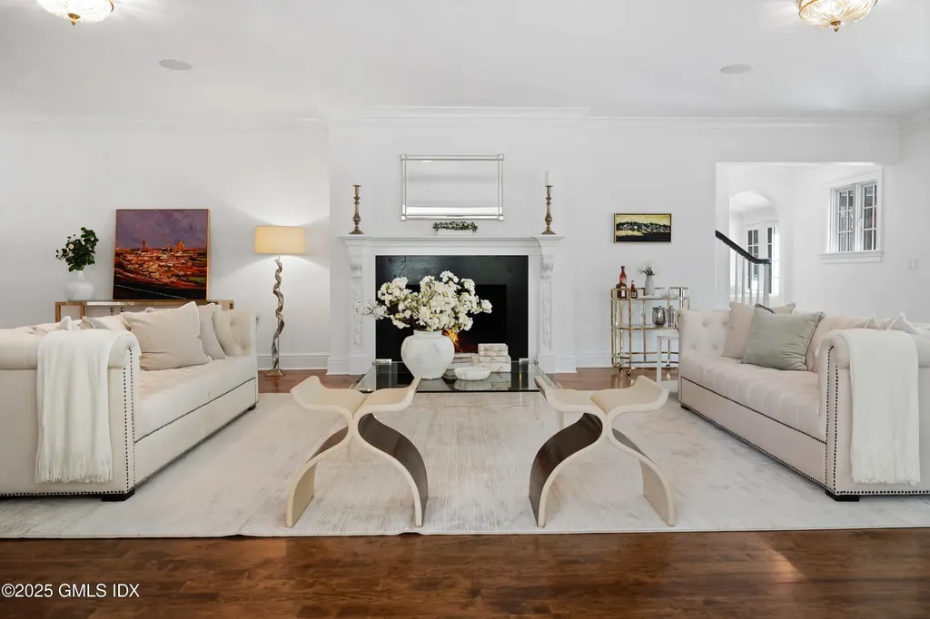 18 Tokeneke Trail Darien CT 06820