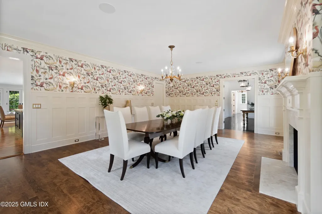 18 Tokeneke Trail Darien CT 06820