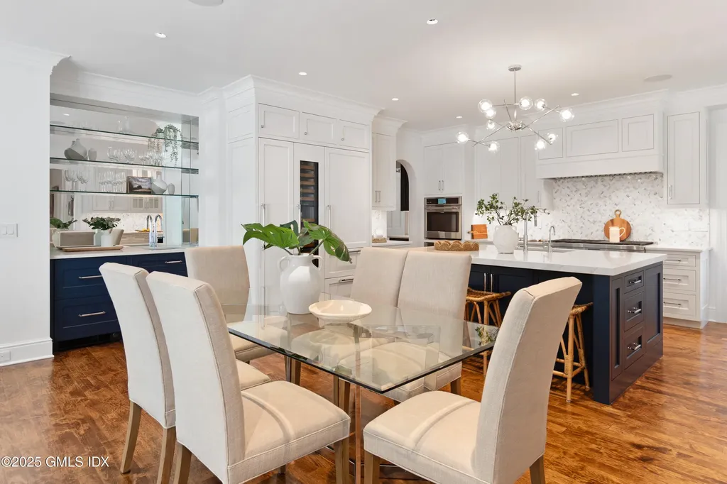 18 Tokeneke Trail Darien CT 06820