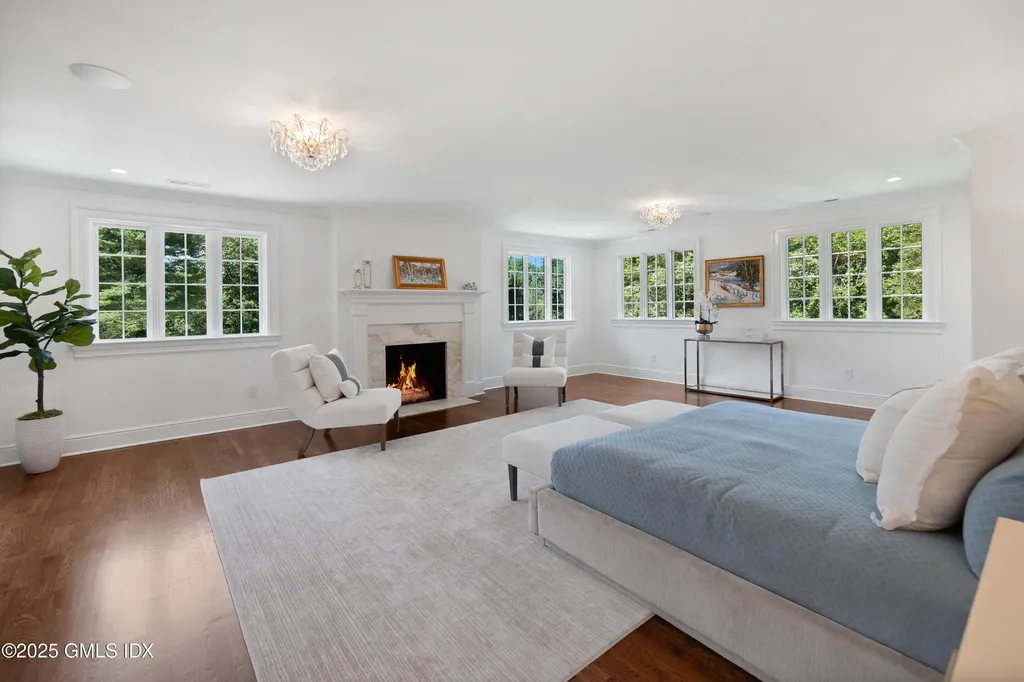 18 Tokeneke Trail Darien CT 06820