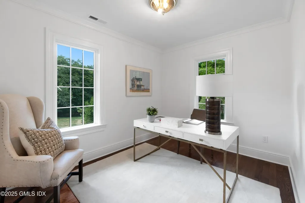 18 Tokeneke Trail Darien CT 06820