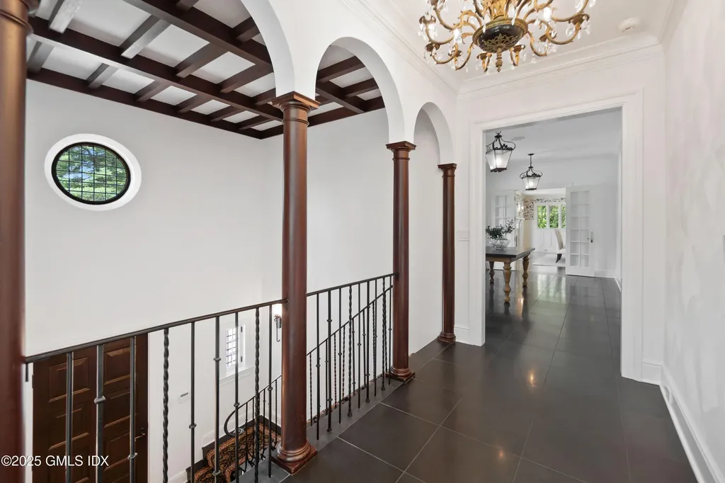 18 Tokeneke Trail Darien CT 06820