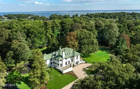 18 Tokeneke Trail Darien CT 06820