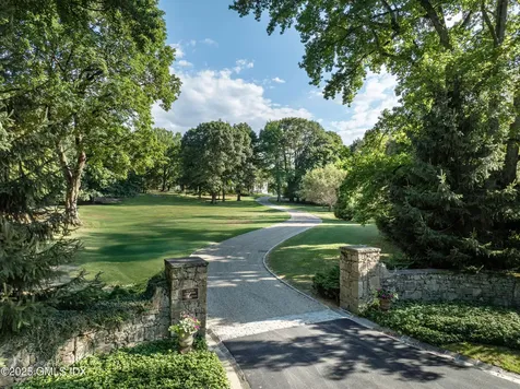 18 Tokeneke Trail Darien CT 06820