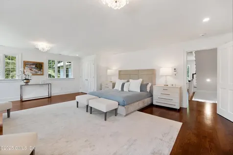 18 Tokeneke Trail Darien CT 06820