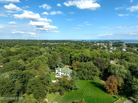 18 Tokeneke Trail Darien CT 06820