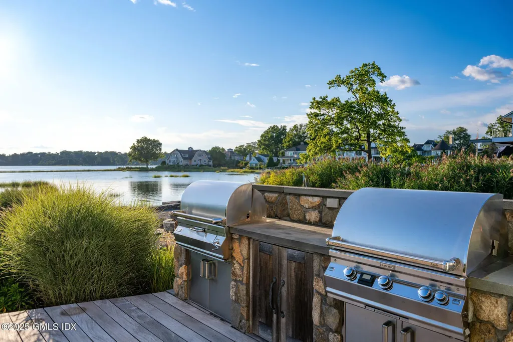 183 Shore Road Old Greenwich CT 06870