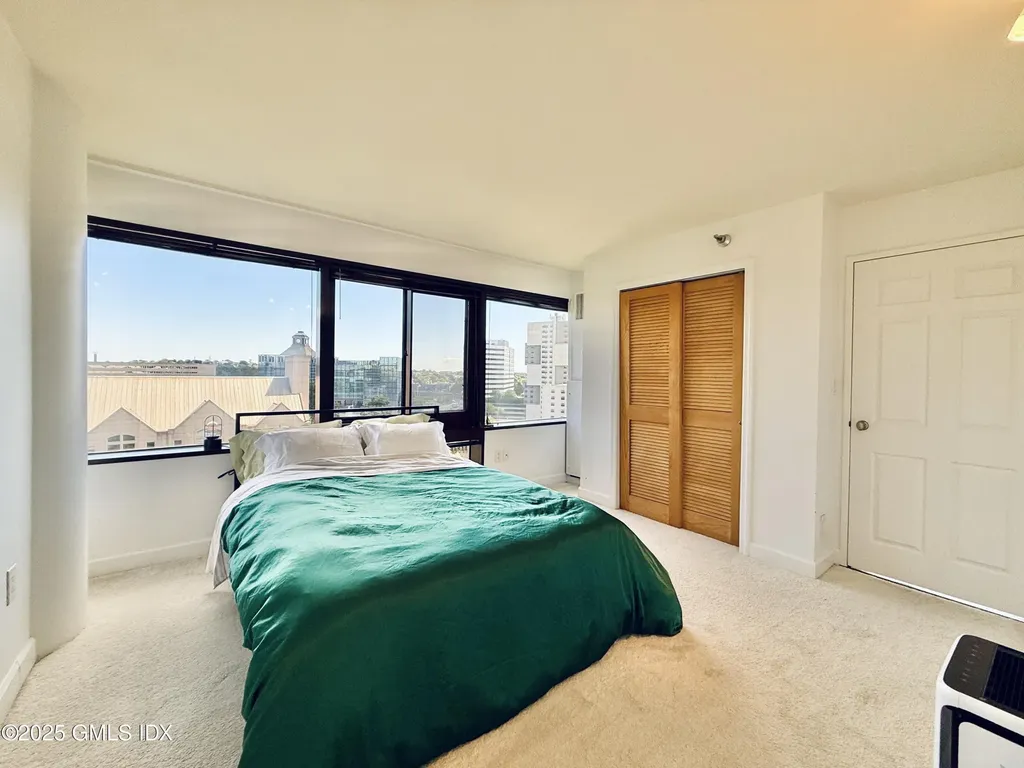 127 Greyrock Place Stamford CT 06901