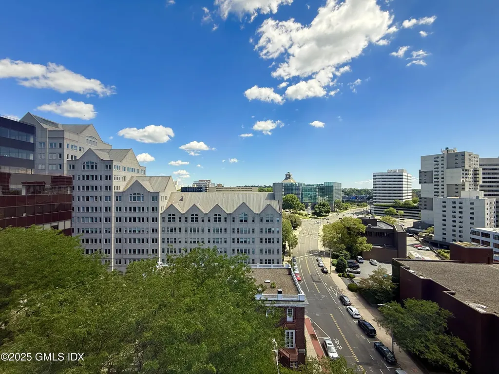 127 Greyrock Place Stamford CT 06901