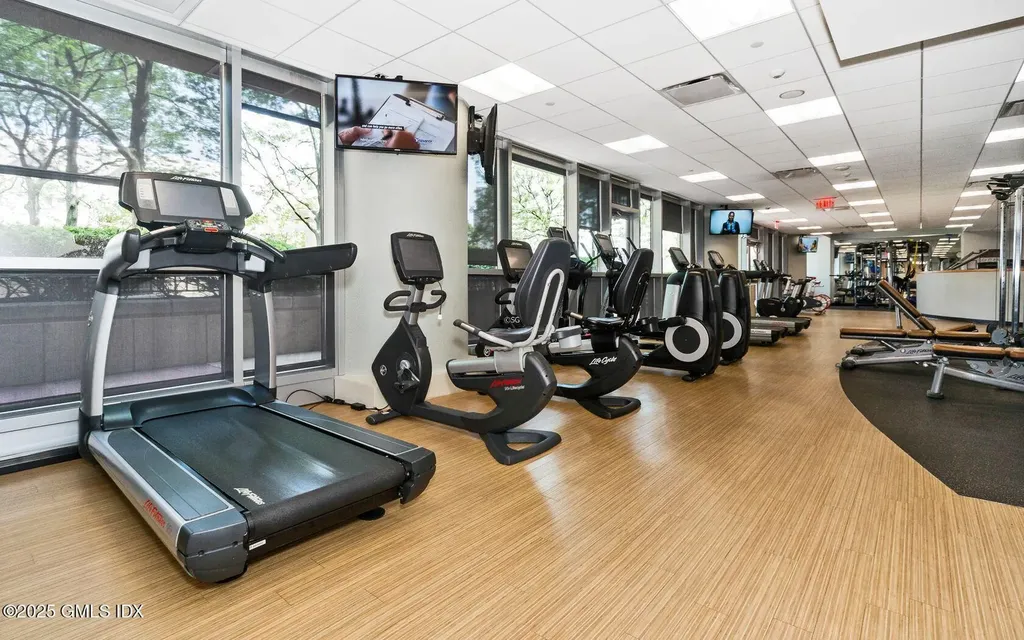 127 Greyrock Place Stamford CT 06901